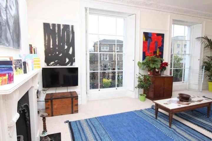 Private Office In Clifton With Free Parking *