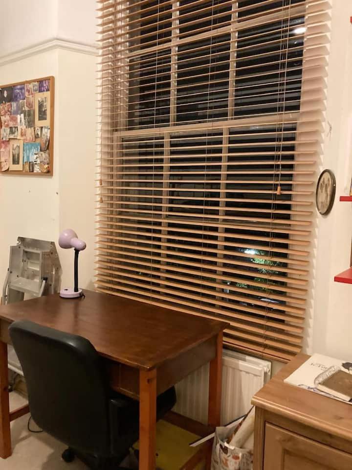 Private Office In Clifton With Free Parking * Bristol