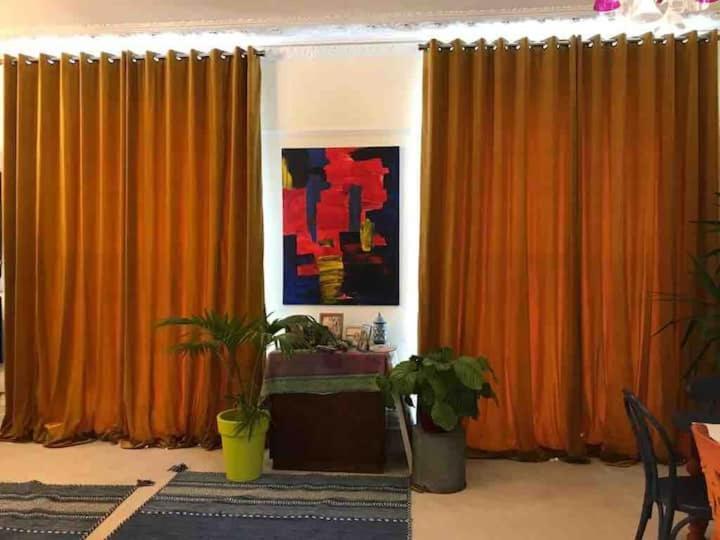 Private Office In Clifton With Free Parking Homestay