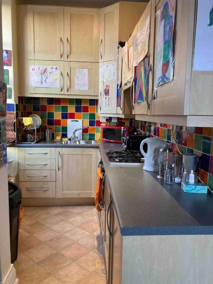 Homestay Private Office In Clifton With Free Parking *