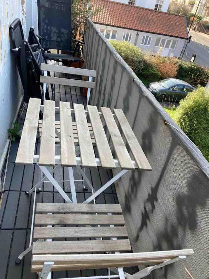 Homestay Private Office In Clifton With Free Parking